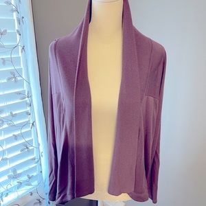 Athleta Nirvana Wrap Small in volcanic violet